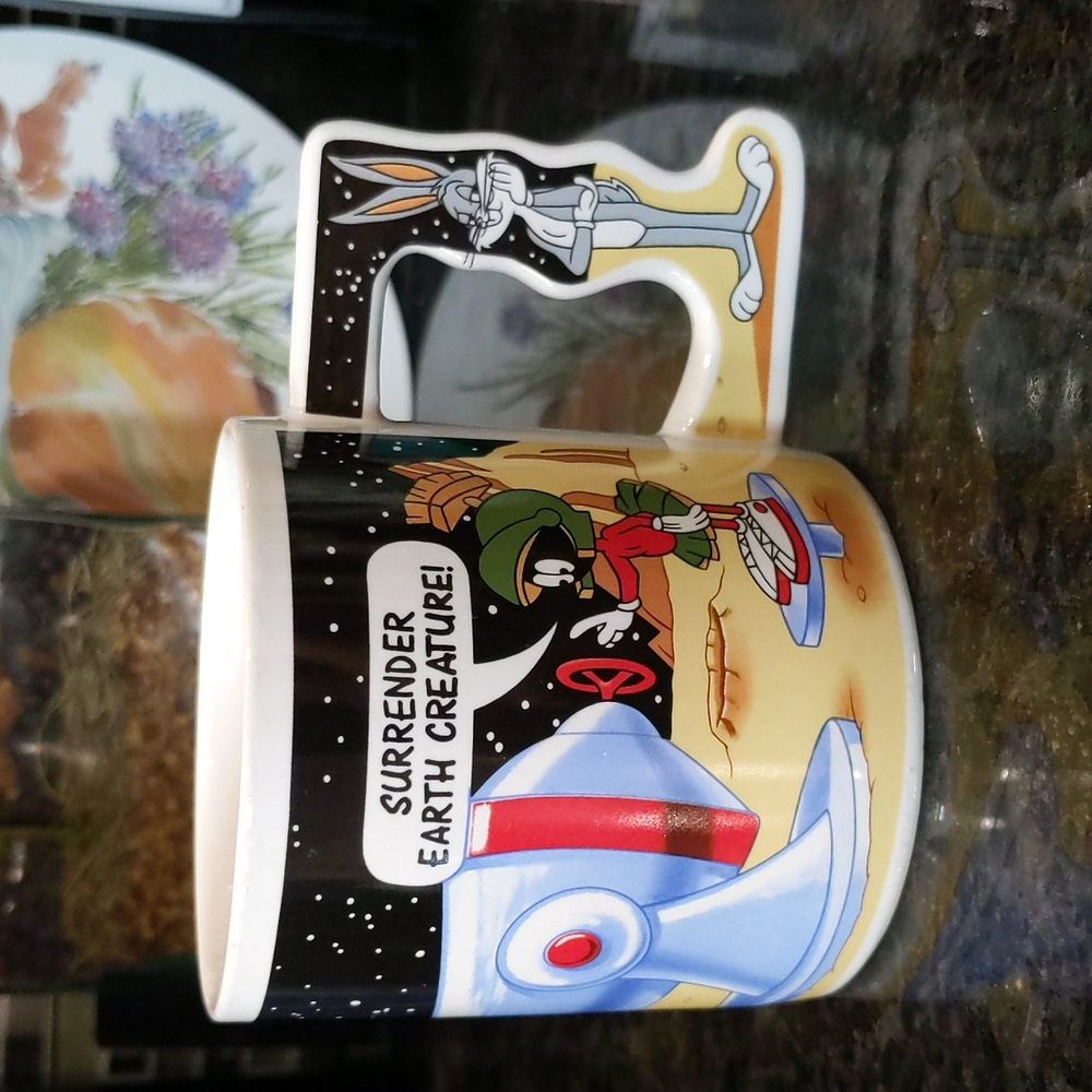 Bugs Bunny & Marvin the Martian Surrender Earth Creature Coffee Mug Warner Bros.